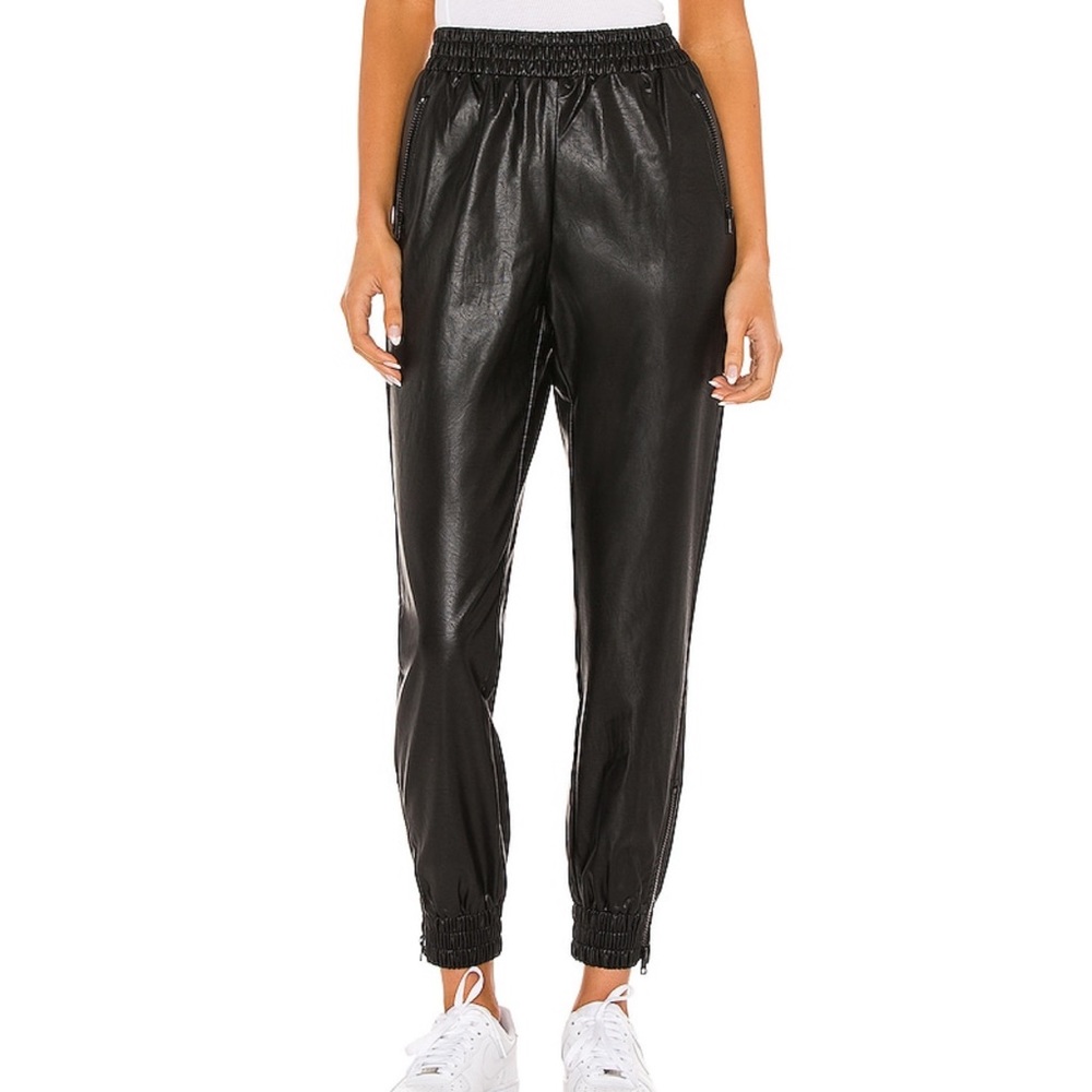 Rinah Leather Jogger Pant in Black
superdown